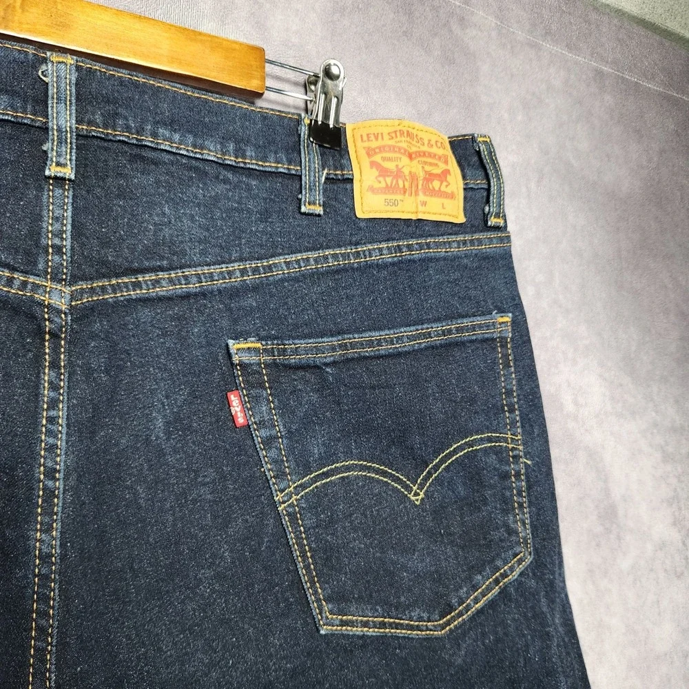 Levis 550 Mens Relaxed Fit‎ Dark Wash Tapered Leg Blue Jeans 42 to 44x32 Pants